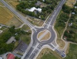 Otwarto łącznik autostrady A4 i drogi krajowej 94 w Gwizdaju pod Przeworskiem [ZDJĘCIA Z DRONA]