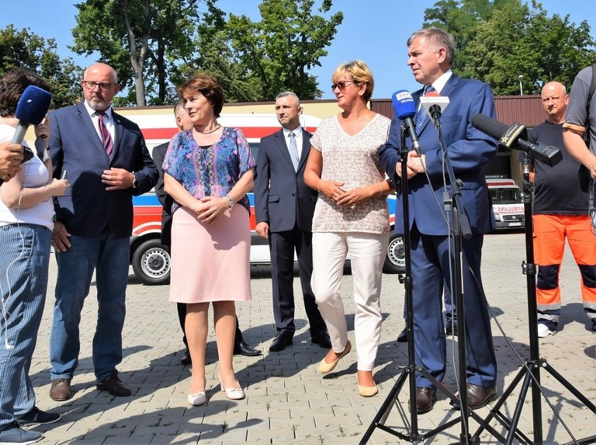 Za rządowe pieniądze kupią nowe ambulanse. Już trzyletnie samochody wymagają wymiany 