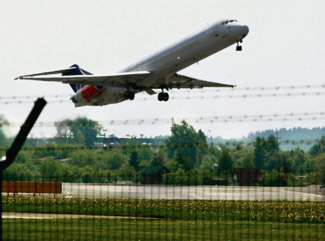 Po rozbudowie, lotnisko w Rębiechowie ma odprawiać nawet pięć milionów pasażerów rocznie