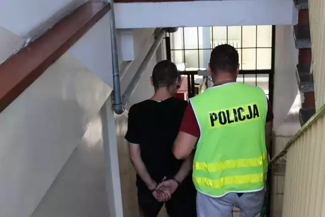 Nie wiadomo do kogo należy rower, z którym zatrzymano 33-latka. Policjanci apelują do jego właściciela o zgłoszenie się do Komisariatu Policji Toruń Śródmieście. Odzyskany przez policjantów rower jest czarny i marki BSP.