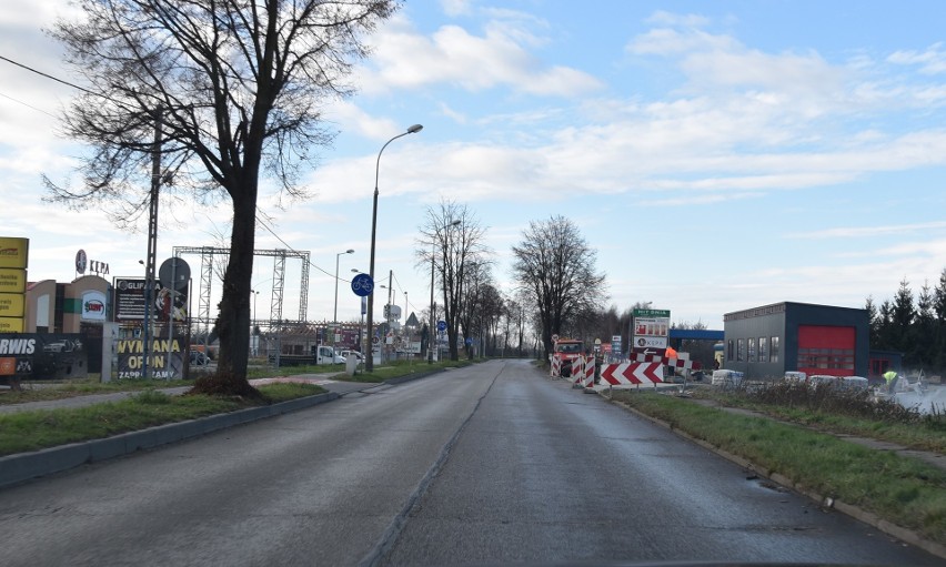 Przedsiębiorcy, którzy ulokowali biznesy w Kępie Bogumiłowickiej drżą o swoją przyszłość. Zamknięty most rozłoży ich na łopatki