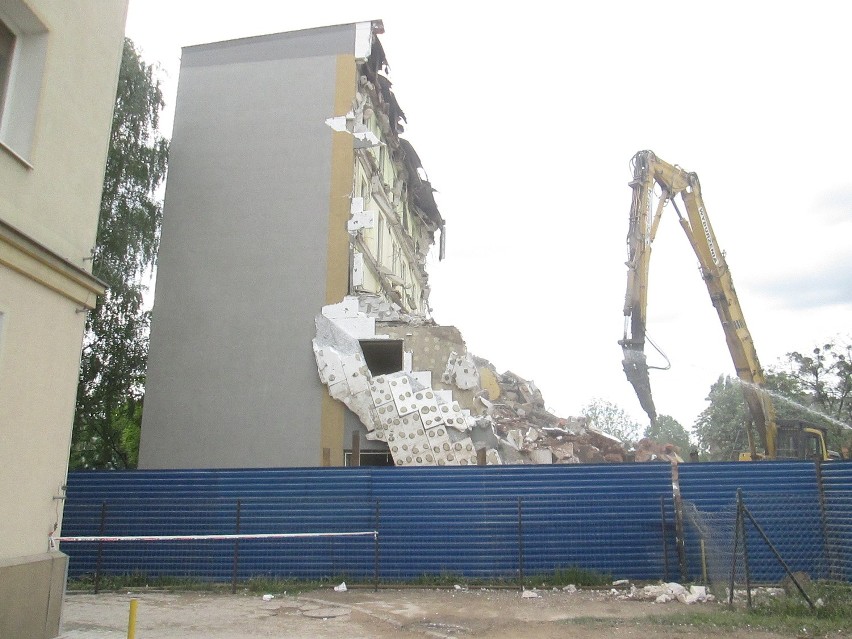 Kończy się rozbiórka "Asystenta". W tym miejscu stanie Lidl