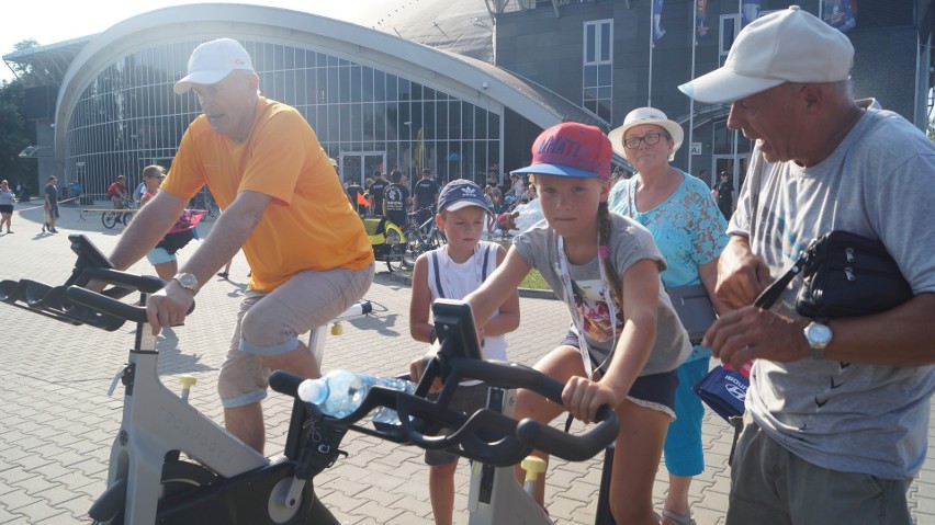 Tour de Pologne 2017 w Jastrzębiu. Kolarze mkną przed siebie