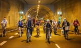 Przejazd rowerowy tunelem pod Martwą Wisłą w niedzielę, 28 kwietnia 2019. Będą utrudnienia w ruchu samochodowym