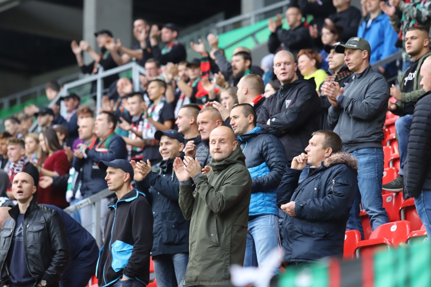 GKS Tychy - Stomil 1:0 ZDJĘCIA KIBICÓW Blisko 4 tysiące kibiców na trybunach