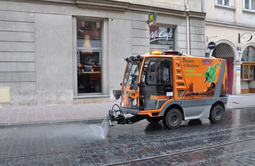 Utrzymanie czystości i porządku na terenie miasta Krakowa -...