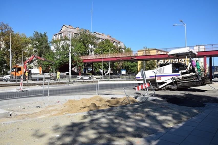 Na Grabiszyńskiej będą nowe przystanki tramwajowe, ale jezdnia węższa                