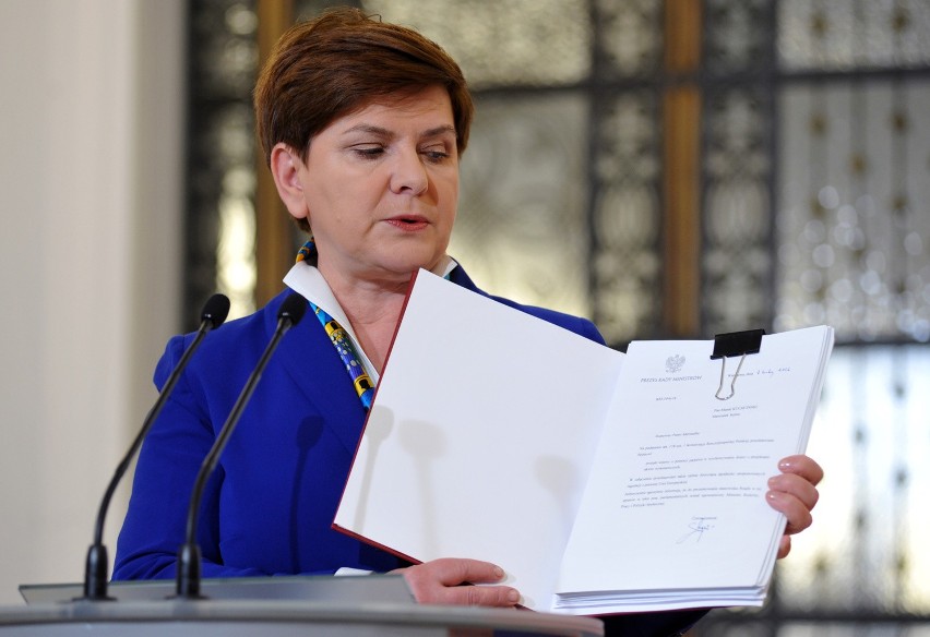 Premier Beata Szydło prezentuje projekt ustawy Rodzina 500 +