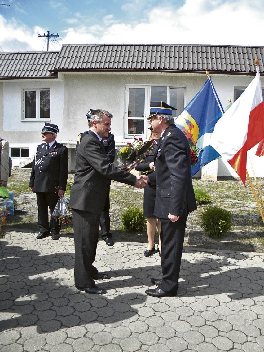 Strażacy w pełni zasłużyli na te honory