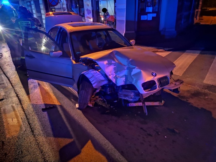 14 ratowników interweniowało dziś w nocy we Wronkach w...