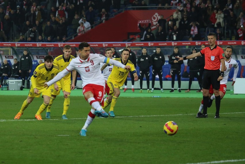 29.03.2022. Na Stadionie Śląskim Polska wygrała finał baraży...