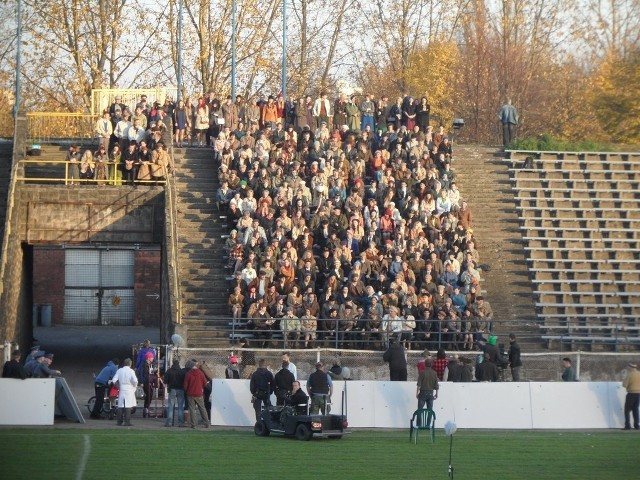 Na stadionie w Świętochłowicach kręcono jedną ze scen filmu "Gwiazdy"