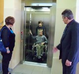 Publiczne Gimnazjum w Gogolinie ma windę dla niepełnosprawnych 