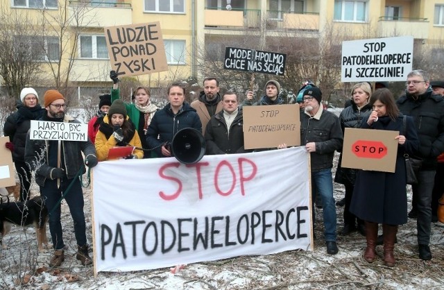 Od pół roku mieszkańcy ulicy Szymanowskiego 18 i okolicznych budynków protestują przeciw planowanej inwestycji Modehpolmo