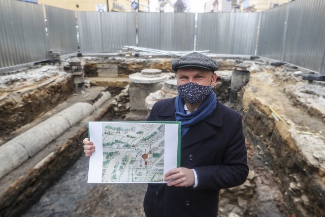 Podczas prac archeologicznych na ulicy Grunwaldzkiej w Rzeszowie archeolodzy odkryli relikty XVII-wiecznej Bramy Sandomierskiej. To jedno z najważniejszych odkryć dla historii Rzeszowa. Zobaczcie zdjęcia.