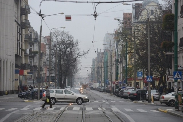 Na odcinku od mostu Teatralnego do rynku Jeżyckiego powstanie deptak z dopuszczonym ruchem tramwajowym.