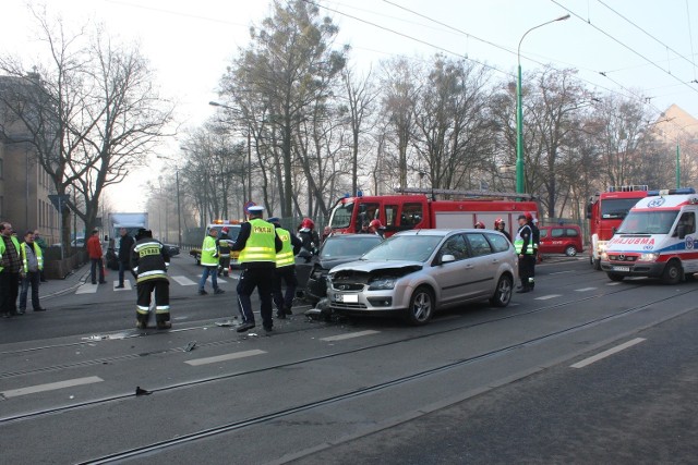 Wypadek na Grunwaldzkiej: Zderzenie samochodów