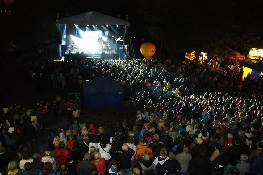 Trwają Dni Sulechowa. Koncert zespołu Zakopower przyciągnął...