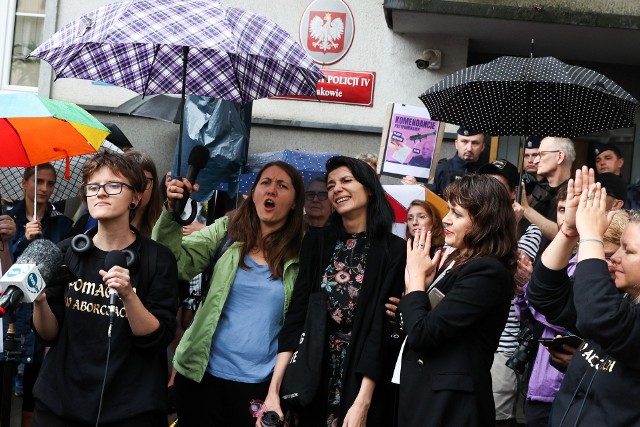 Manifestacja na ulicach Krakowa. Kliknij w galerię, aby obejrzeć zdjęcia