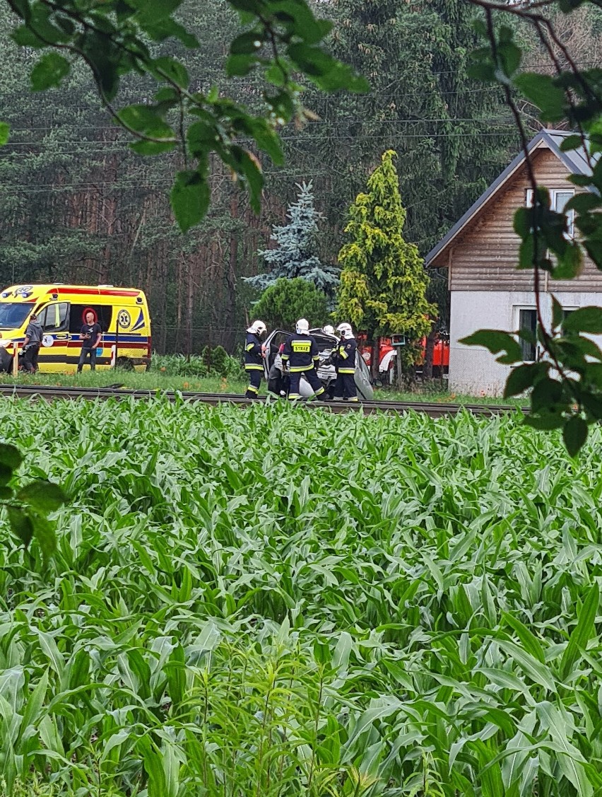 Wypadek na przejeździe kolejowym w Solcu Kujawskim [zdjęcia]