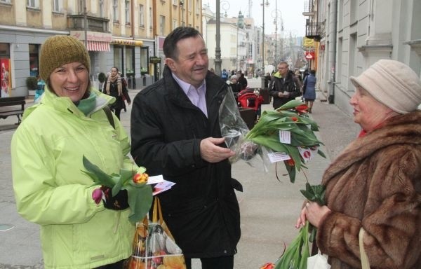 Tulipana od Jana Gierady otrzymały między innymi Grażyna...