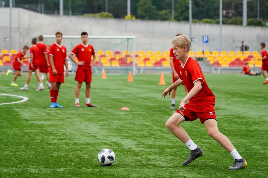 Trening Jagiellonii z rocznika 2005 prowadzonej przez...