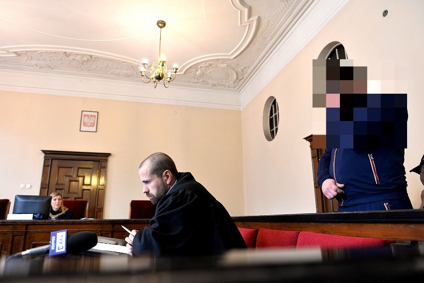 Proces za fałszywe zeznania ws. zabójstwa Pawła Adamowicza. Oskarżony b. policjant, Dariusz S.: "Człowiek umierał mi na rękach"