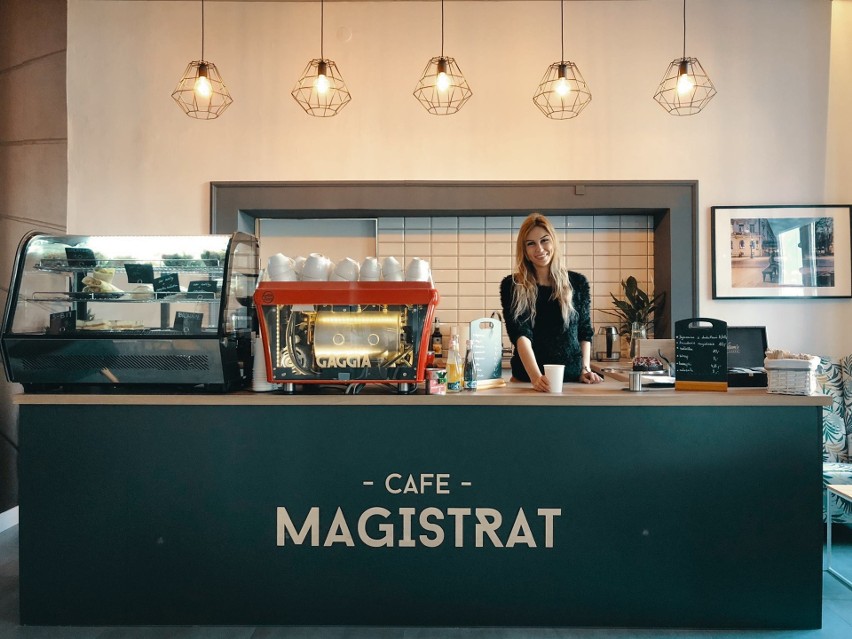 4. Cafe Magistrat...