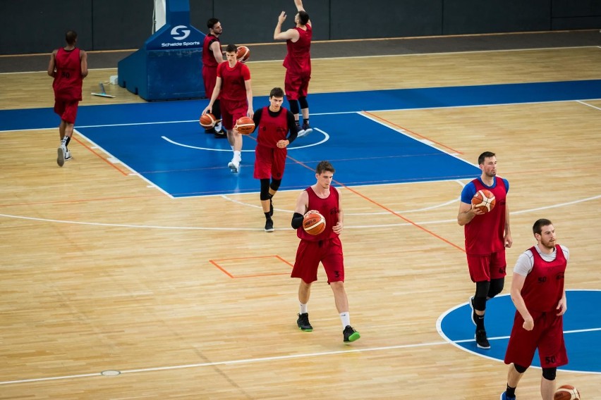 Koszykarze Enea Astoria Bydgoszcz przygotowują się do...