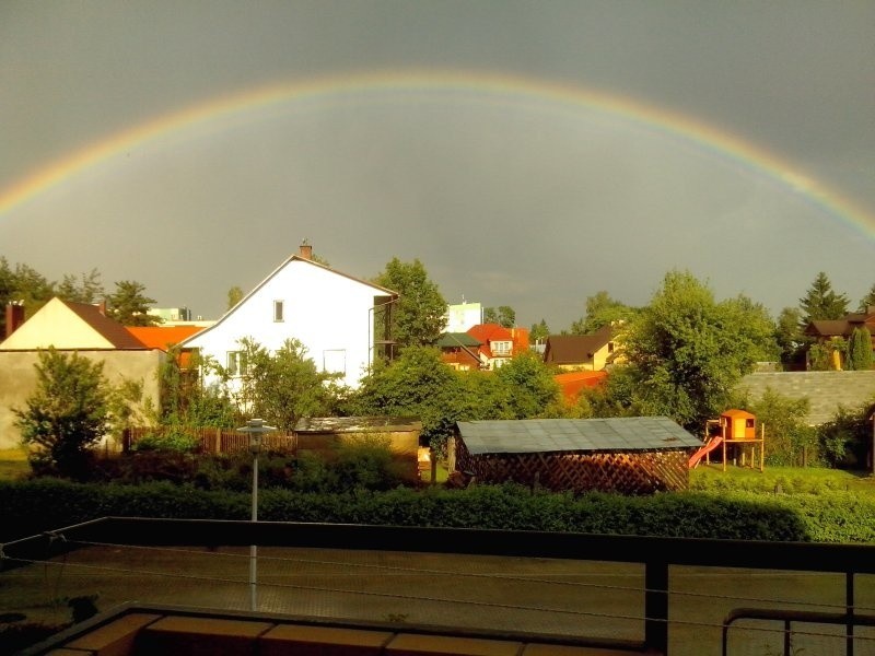 Dzisiaj o godz. 17.56 była piękna tęcza, która łączyła...