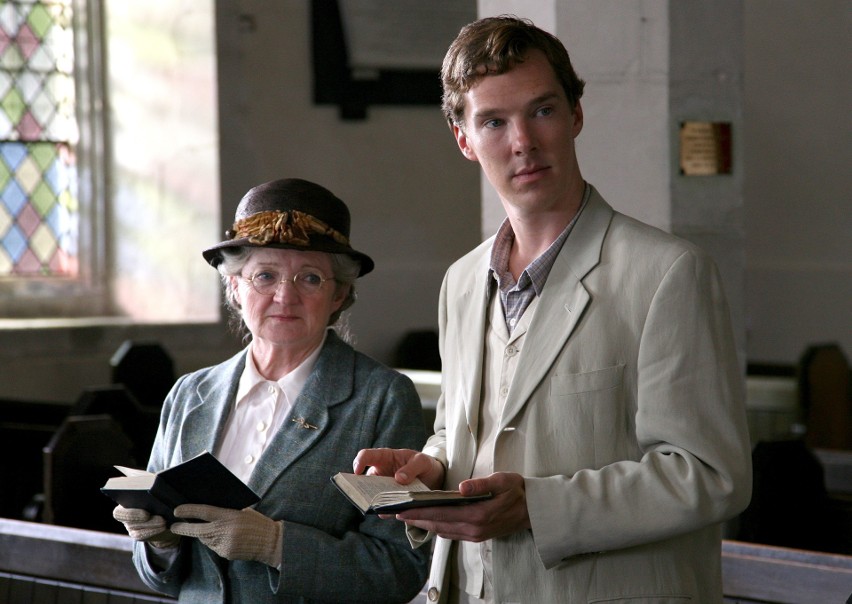 „Panna Marple” odcinek 1. Zwłoki w bibliotece. Pani detektyw wyrusza na pomoc przyjaciółce Jane [STRESZCZENIE ODCINKA]