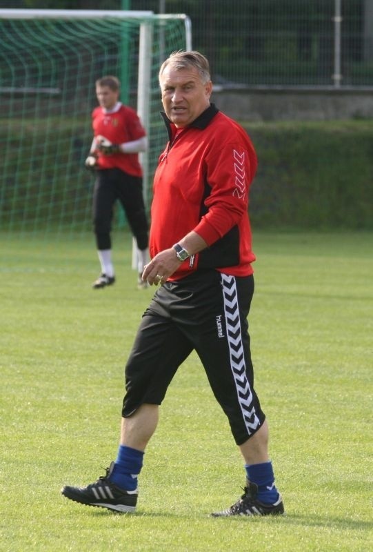 Trener Marek Motyka wciąż nie traci nadziei, że uda się osiągnąć cel, czyli wywalczyć z Koroną trzecie miejsce w lidze.