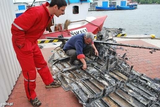 Bombowcem dowodził pilot F/S. D.A.S King, który jako jedyny przeżył katastrofę. Pozostali członkowie załogi zginęli. Ciał trzech z nich do dzisiaj nie odnaleziono.