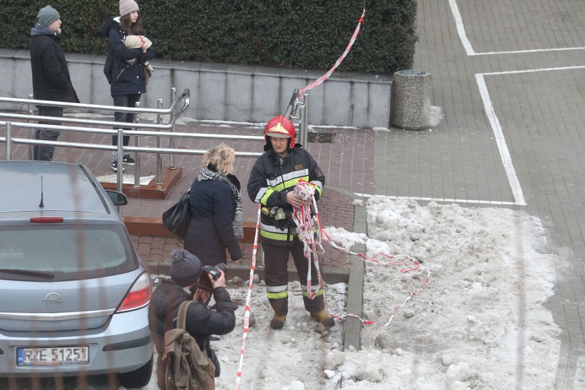 Ewakuacja Podkarpackiego Urzędu Wojewódzkiego w Rzeszowie. Alarm bombowy