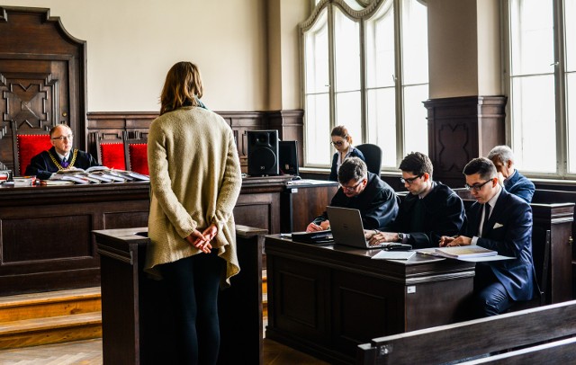 W zgodzie z prawem sprawy ciągną się latami - mówi prof. Pisuliński