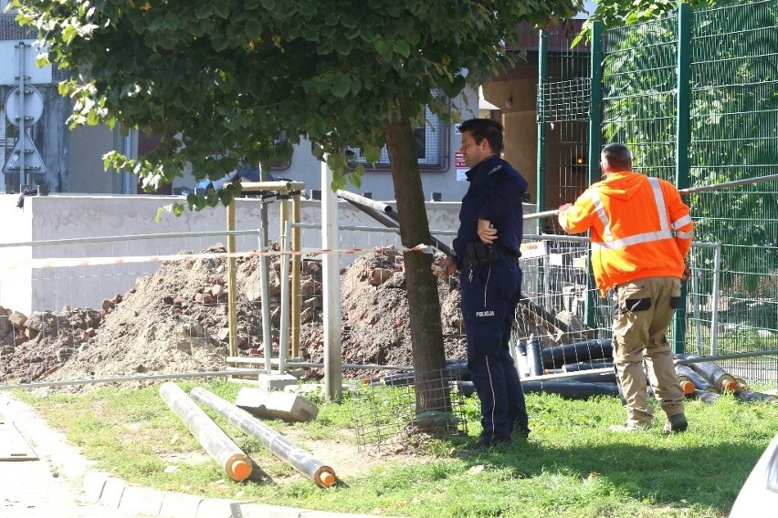 Bomba na wrocławskim "Trójkącie". Akcja saperów [ZDJĘCIA]