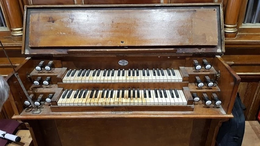Zabytkowe organy w miasteckim kościele