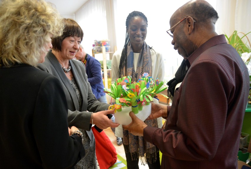 Ambasador Angoli z wizytą w lubelskim przedszkolu (ZDJĘCIA)