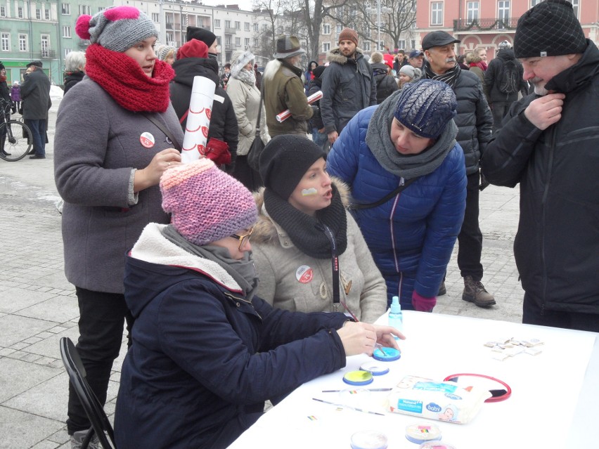 Happening w Częstochowie: zostaw w mieście 1 procent podatku [ZDJĘCIA]