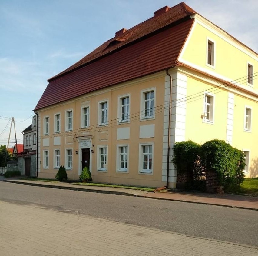 Budynek parafii i kościoła w Kwielicach pod Głogowem