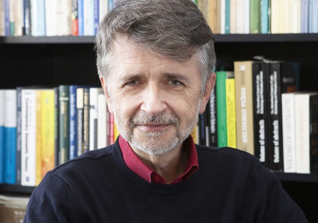 Prof. Andrzej Wiśniewski z Wydziału Psychologii i Kognitywistyki Uniwersytetu im. Adama Mickiewicza w Poznaniu otrzymał Nagrodę Fundacji na rzecz Nauki Polskiej 2019, która jest uznawana za najważniejsze wyróżnienie naukowe w Polsce.