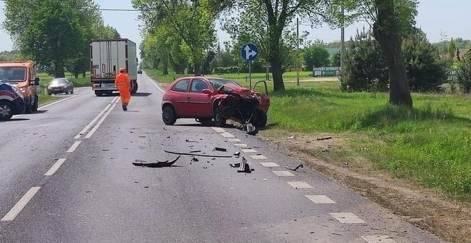 Łaś. Wypadek na drodze krajowej nr 61. 19.05.2022