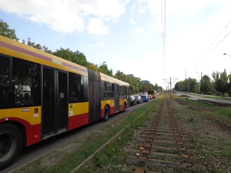 Szalonego tempa prac nie widać.