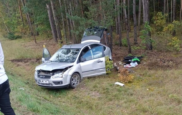 Trzy osoby, w tym ciężarna kobieta, trafiły do szpitala po wypadku, do jakiego doszło we wtorkowe przedpołudnie w Bolminie w gminie Chęciny.