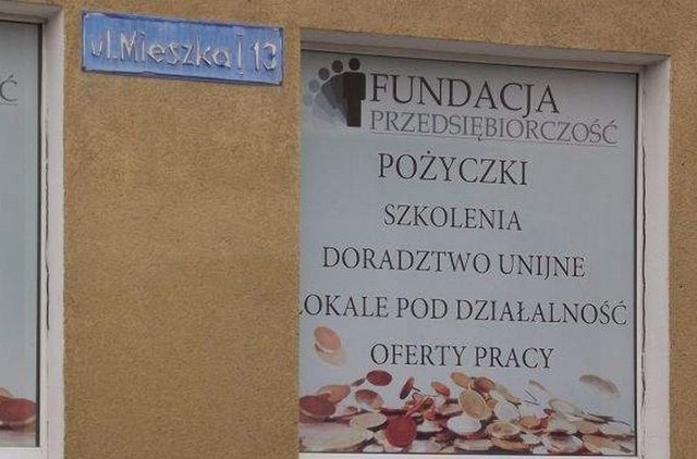 Prezes Fundacji Przedsiębiorczość w Żarach odwołany!Oczekiwaliśmy lepszych efektów pracy fundacji-  mówił o motywach odwołania prezesa burmistrz Wacław Maciuszonek.