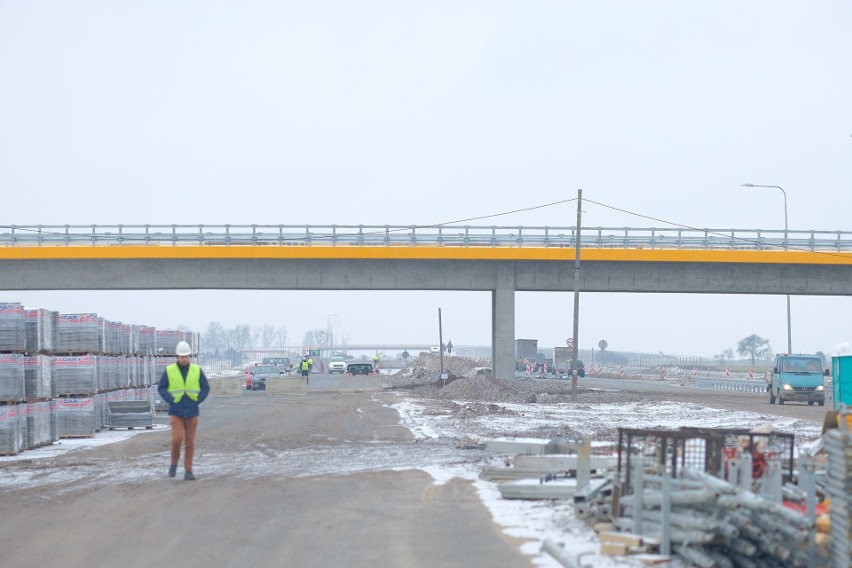 Budowa S17. Dojedziemy ekspresówką do Garwolina w połowie 2019 r. (ZDJĘCIA i WIDEO Z DRONA)