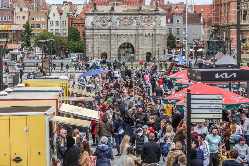 XIX Festiwal Smaków Food Trucków ponownie na dziedzińcu Forum Gdańsk w weekend 23-30 maja 2021.