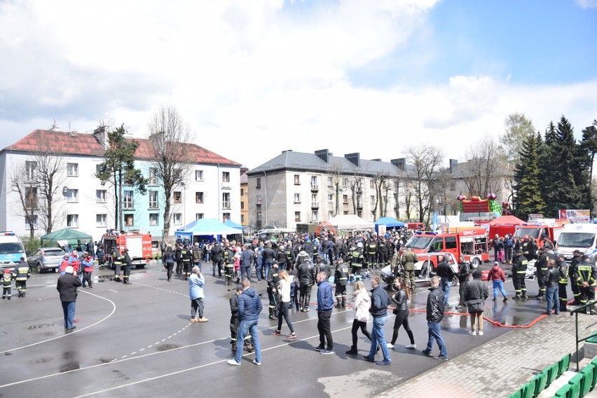 Wyjątkowy piknik strażacki w Zawierciu: Strażacy chcą pomóc 12-letniemu Mikołajowi ZDJĘCIA