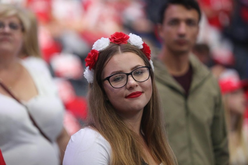 Polscy kibice podczas meczu z USA stworzyli w Arenie Gliwice...