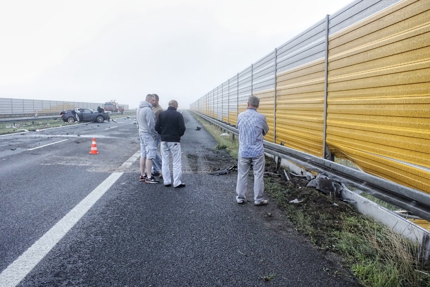 Śmiertelny wypadek na A2 pod Świnicami Warckimi. Zginęło dwoje dzieci [ZDJĘCIA, FILM]